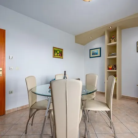Klimatisierte Ferienwohnung Mit Sauna, Whirlpool, Meerblick, Pool, Wlan, Grill Und Liegestuhlen Lägenhet Drenje (Istria)
