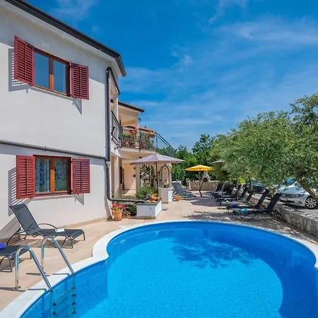 Klimatisierte Ferienwohnung Mit Sauna, Whirlpool, Meerblick, Pool, Wlan, Grill Und Liegestuhlen *