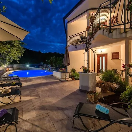 Klimatisierte Ferienwohnung Mit Sauna, Whirlpool, Meerblick, Pool, Wlan, Grill Und Liegestuhlen * Drenje (Istria)