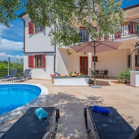 Klimatisierte Ferienwohnung Mit Sauna, Whirlpool, Meerblick, Pool, Wlan, Grill Und Liegestuhlen Drenje (Istria)